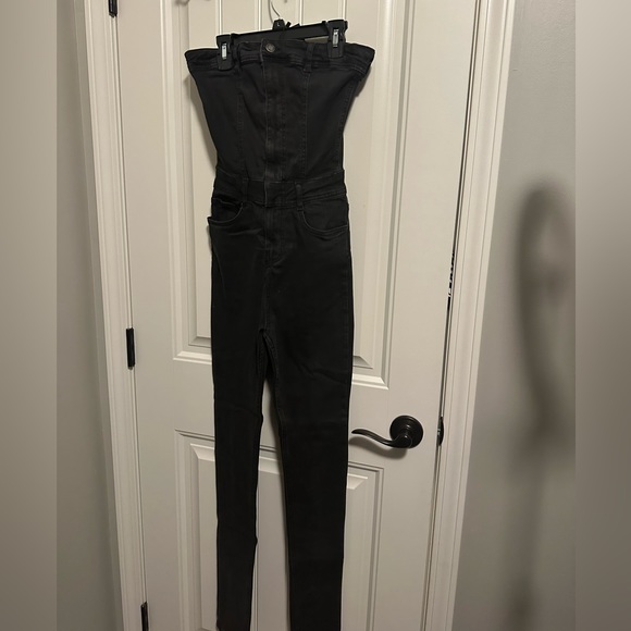 Nasty Gal, 4, body con bandeau black denim jumpsuit (runs small in my opinion) - Picture 3 of 8